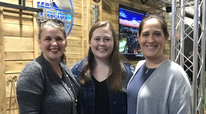 Friends of the Library sees success with first Books and Brews event at Goat Island Brewing