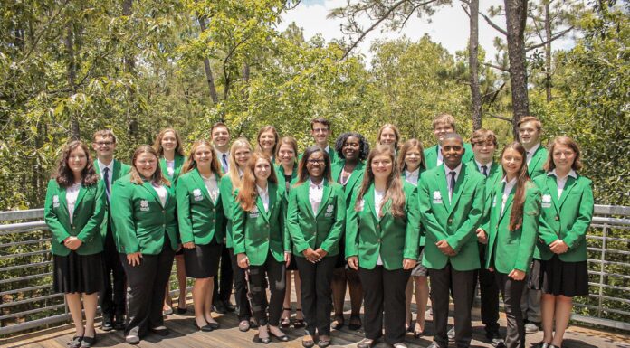 Alabama 4-H members leading, learning and making a difference