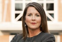 CHS Principal Kim Hall announces retirement