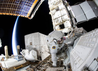NASA to air briefing, spacewalks to upgrade space station