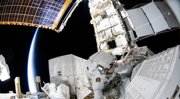 NASA to air briefing, spacewalks to upgrade space station
