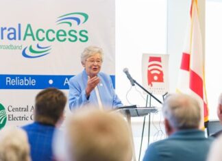 Governor Ivey transfers funds for broadband expansion