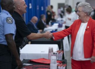 Governor Ivey Awards $10 million for volunteer fire department COVID recovery grants