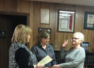 (UPDATED) Vinemont Town Council approves use of community center for first annual Pinnacle Place Exchange; Nina Justice sworn in as new councilmember