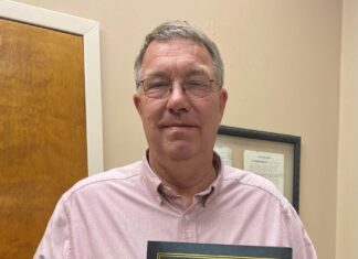 Mayor Woody Jacobs declares May 2022 as Older Americans Month