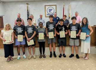 Hanceville City Council honors Math Team and announces kiddie pool to open this summer