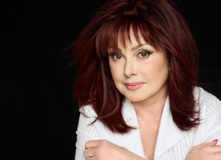 Country music community mourns the loss of Naomi Judd