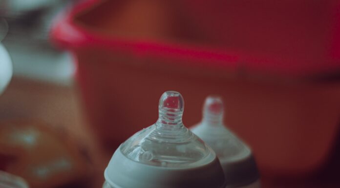 As infant formula shortage continues, Alabama pediatricians advise against diluting infant formula