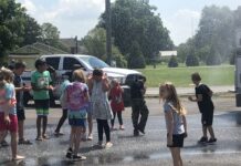 Hanceville emergency personnel give demonstrations at the Library’s Summer Reading Program