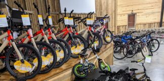 Young members of No Fences Cowboy Church with servants’ hearts host outreach