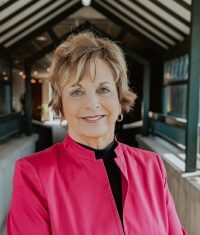 Smith steps down as Chamber President