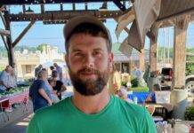 Local farmers awarded for prize tomatoes