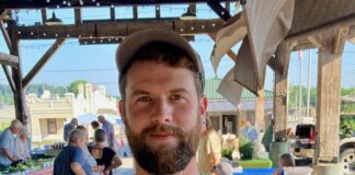 Local farmers awarded for prize tomatoes