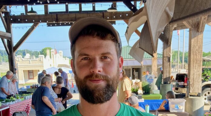 Local farmers awarded for prize tomatoes