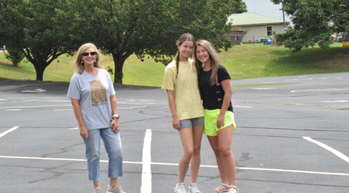 Holly Pond seniors getting creative