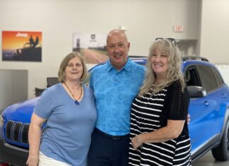 Mopars by the Lake car show raises funds for Secret Meals for Hungry Children