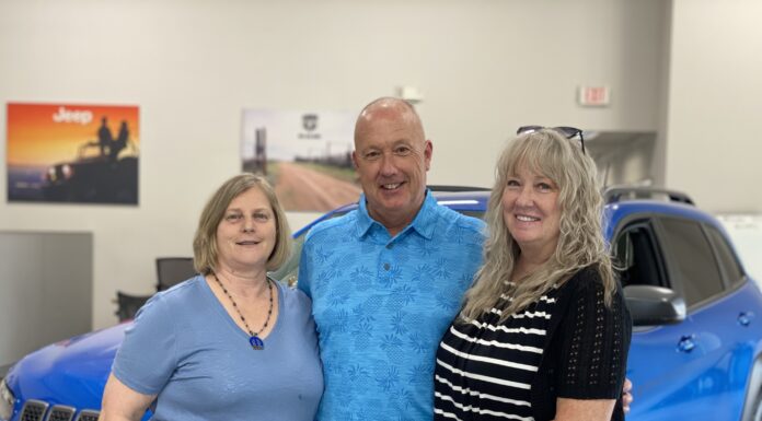 Mopars by the Lake car show raises funds for Secret Meals for Hungry Children