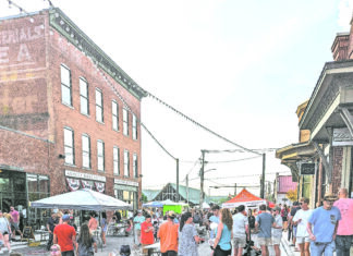 ‘Lord, it’s hot out here, but I’m having the time of my life!’