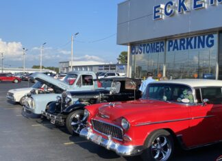 Eckenrod Ford hosts free car show for local car enthusiasts