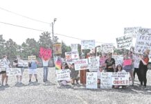 The protest that wasn’t Protesters on Monday, July 4, 2022, got as far as the parking of the Cullman County Courthouse to have their say in response to the United States Supreme Court overturning Roe v. Wade. (Amy Leonard for The Cullman Tribune)