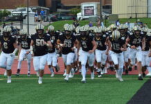 PREP FOOTBALL: Cullman scores on final play to take season opener at Mars Hill 13-10