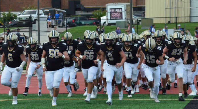 PREP FOOTBALL: Cullman scores on final play to take season opener at Mars Hill 13-10