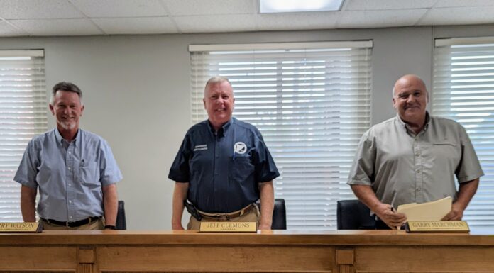 County Commission talks possible litigation in executive session