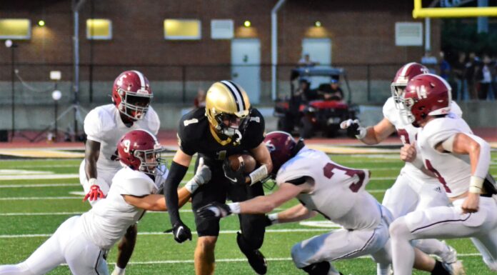 PREP FOOTBALL: Hartselle hands Cullman 1st loss of season 34-3