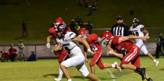 PREP FOOTBALL: West Point pulls away to top Vinemont 44-12