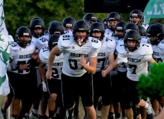 PREP FOOTBALL: Holly Pond drops region game at Pleasant Valley 48-19