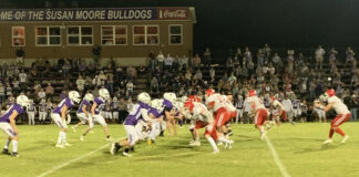 PREP FOOTBALL: Vinemont drops nail-biter at Susan Moore 29-22