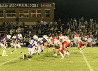 PREP FOOTBALL: Vinemont drops nail-biter at Susan Moore 29-22