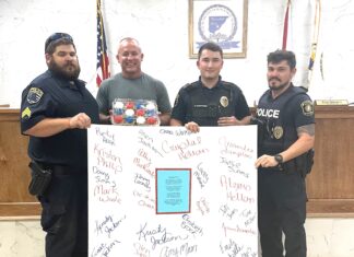 Cash Express celebrates first responders in remembrance of 9/11