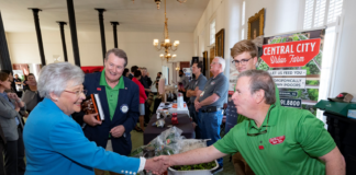 Ivey hosts 2nd annual Made in Alabama Showcase