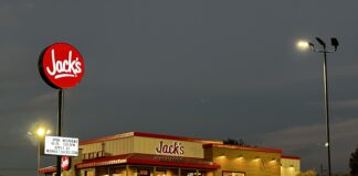 Vinemont Jack’s to open late this month