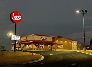 Vinemont Jack’s to open late this month