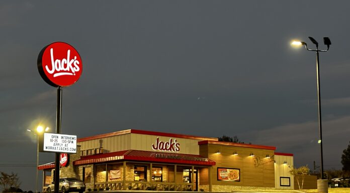 Vinemont Jack’s to open late this month