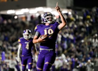 PREP FOOTBALL: Fairview falls to Russellville at home 41-14