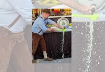 Keg tapped, opening Oktoberfest 2022