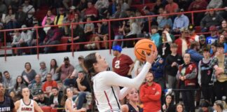 PREP BASKETBALL: Raiders, Lady Raiders take home openers over Decatur Heritage