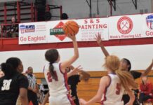 PREP BASKETBALL: East Lawrence comes from behind to top Vinemont 41-39