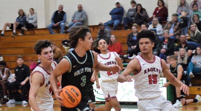 PREP BASKETBALL: Rickard’s late free throws lead Holly Pond past Decatur 66-64, West Point falls to Susan Moore
