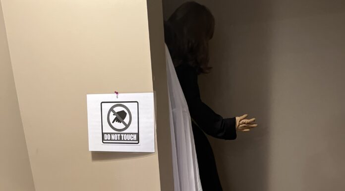 ‘Crime scene’ tours raise funds for WSCC food pantry