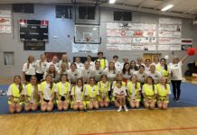 Meek hosts inaugural Alumni Cheer pep rally