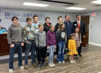 CCBOE recognizes Holly Pond FFA students, teachers