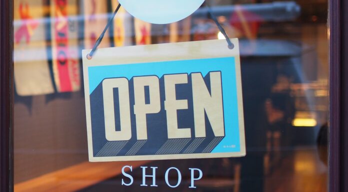 Thanksgiving Day and Black Friday hours