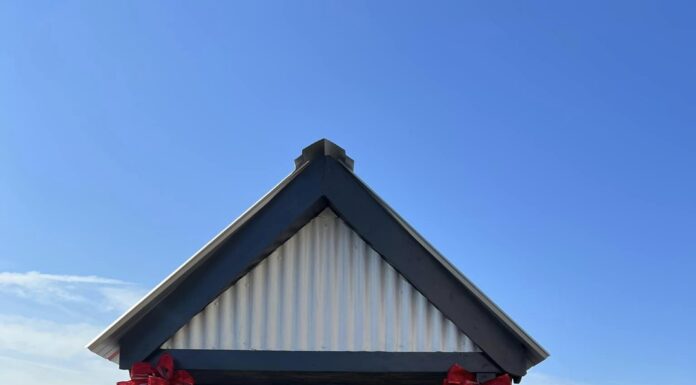 Home Builders to welcome Santa Sunday