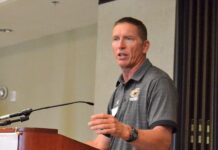 PREP FOOTBALL: Bearcats Head Coach Oscar Glasscock retiring after 4 seasons