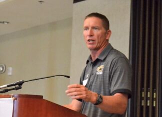 PREP FOOTBALL: Bearcats Head Coach Oscar Glasscock retiring after 4 seasons