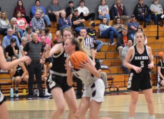 PREP BASKETBALL: West Point splits Thursday night matchups with Hayden